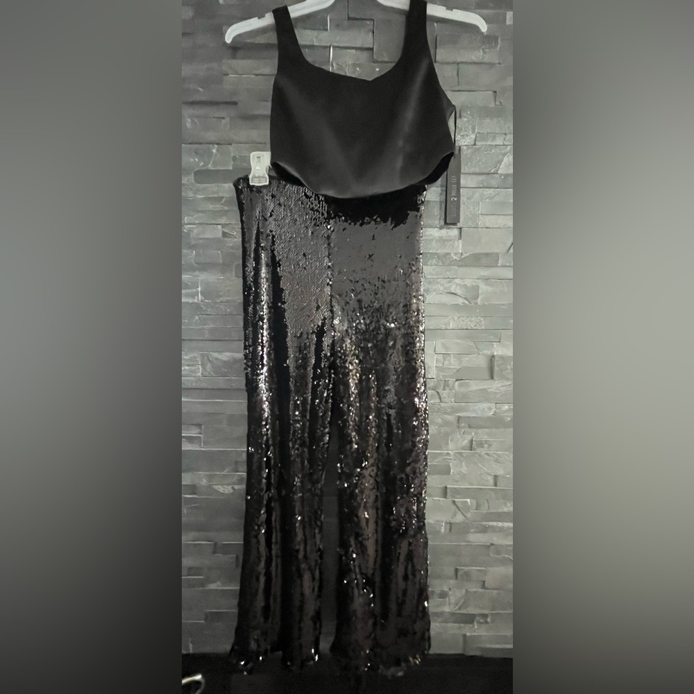 House of Harlow 1960 2 pc Sequenced Stretch pull-on Pant & Sateen Cropped Top - Picture 5 of 15